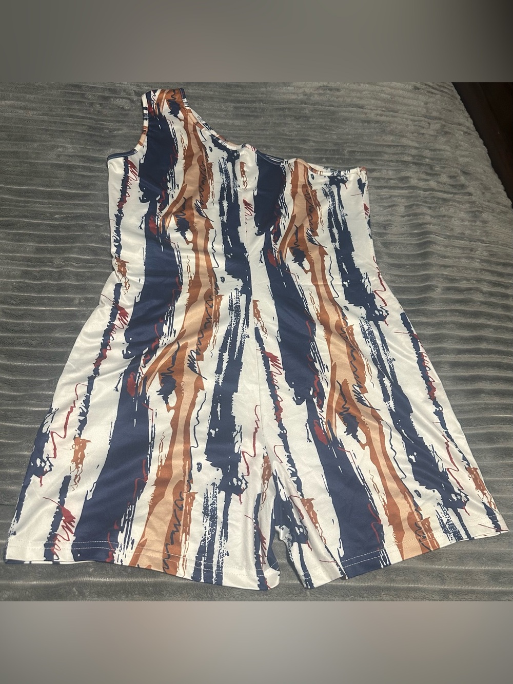 One-Shoulder Stripe Print Romper in Navy, Brown, White